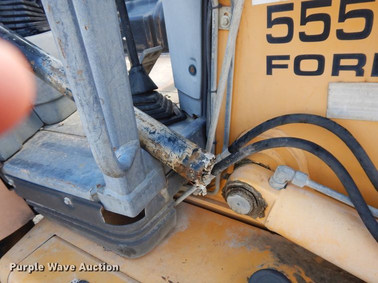 image for item GT9396 1998 New Holland 555E  backhoe