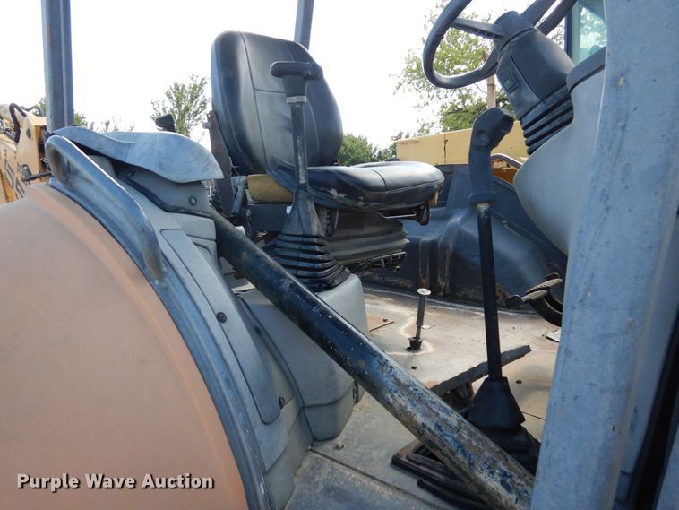 image for item GT9396 1998 New Holland 555E  backhoe