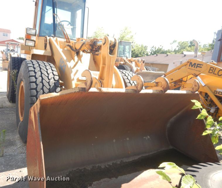 image for item GT9397 1989 Case 621F  wheel loader
