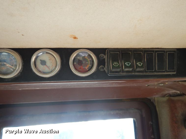 image for item GT9397 1989 Case 621F  wheel loader