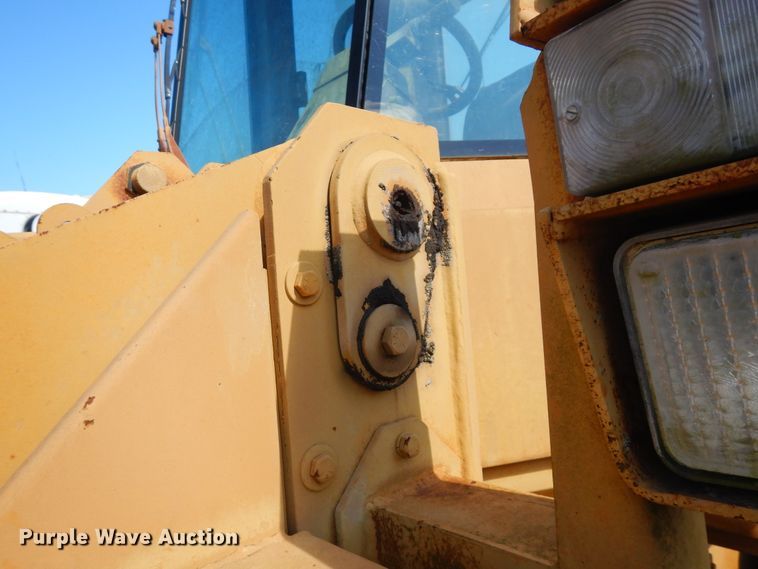 image for item GT9397 1989 Case 621F  wheel loader