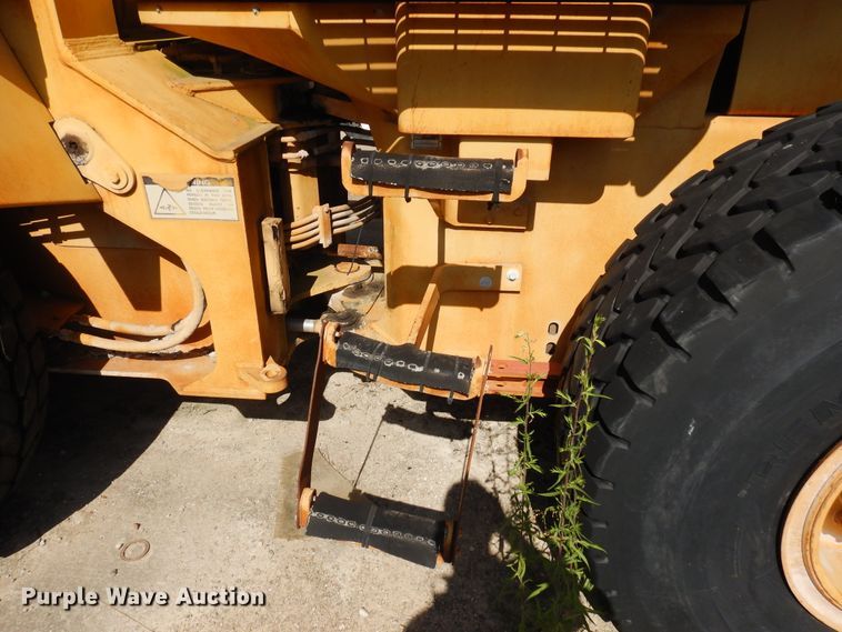 image for item GT9397 1989 Case 621F  wheel loader