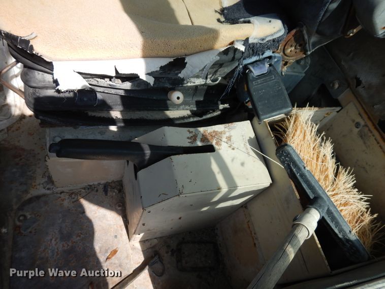 image for item GT9402 1995 Caterpillar 938F  wheel loader