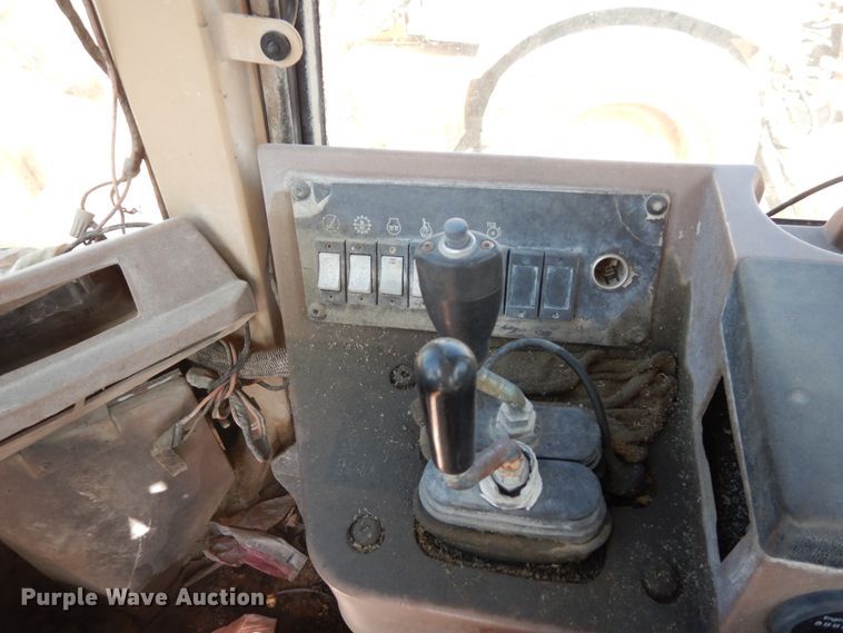 image for item GT9402 1995 Caterpillar 938F  wheel loader