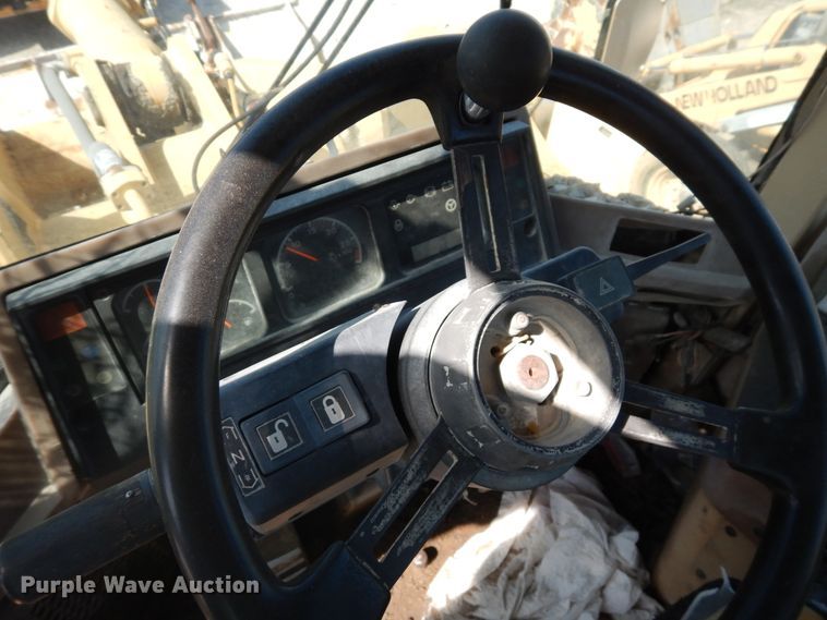 image for item GT9402 1995 Caterpillar 938F  wheel loader