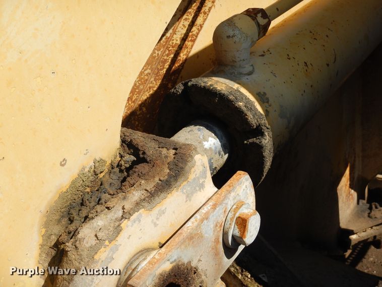 image for item GT9402 1995 Caterpillar 938F  wheel loader