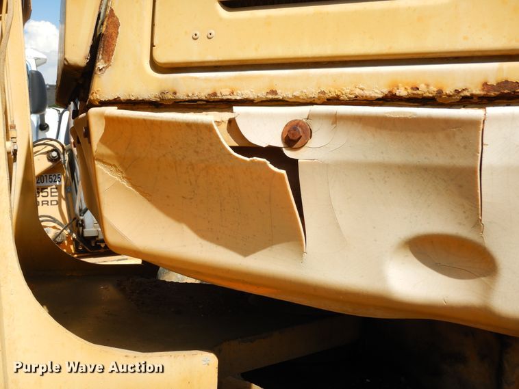 image for item GT9402 1995 Caterpillar 938F  wheel loader