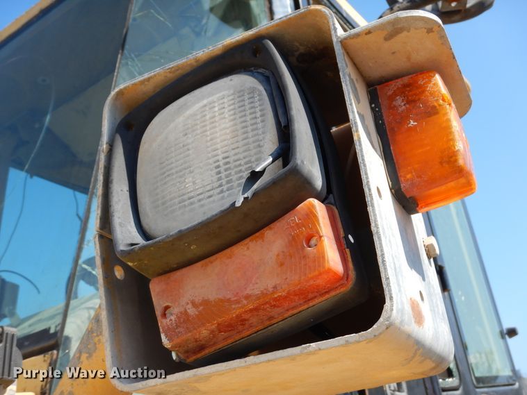 image for item GT9402 1995 Caterpillar 938F  wheel loader