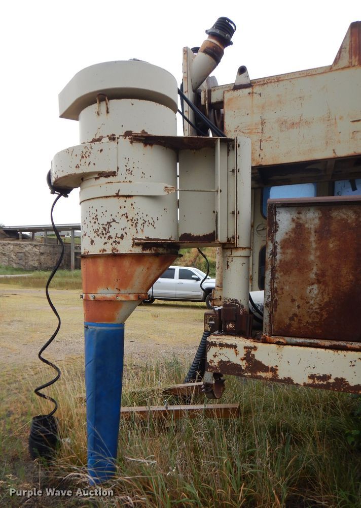 image for item GT9404 Ingersoll Rand DM25SP  blasthole drill