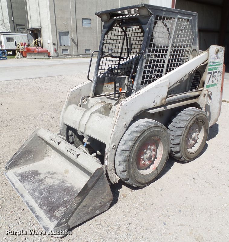 image for item GX9171 1997 Bobcat 753  skid steer loader