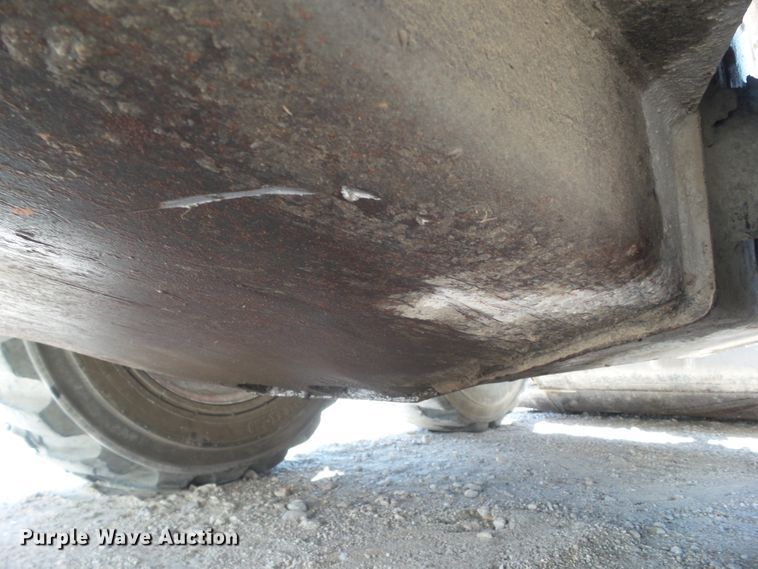 image for item GX9171 1997 Bobcat 753  skid steer loader