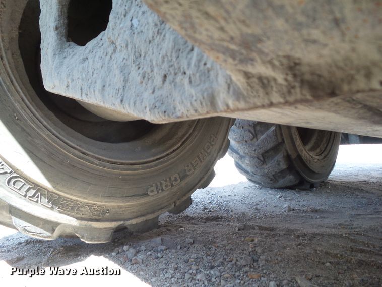 image for item GX9171 1997 Bobcat 753  skid steer loader