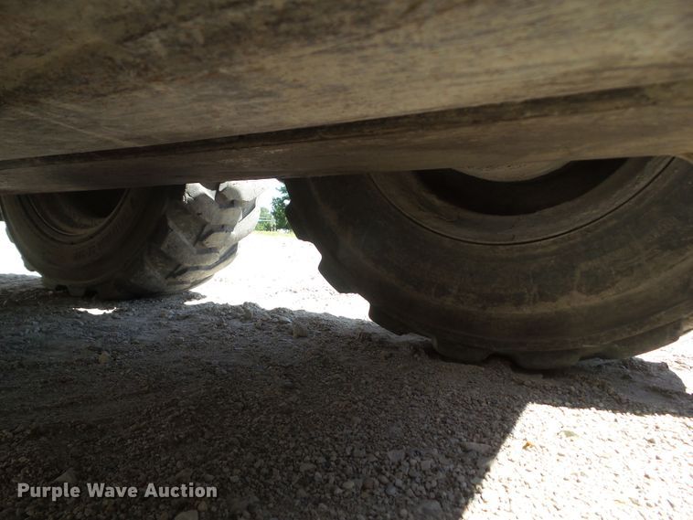 image for item GX9171 1997 Bobcat 753  skid steer loader