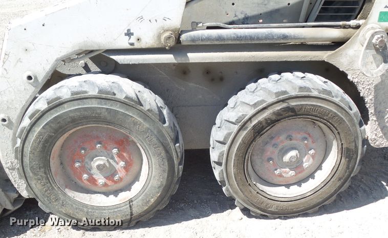 image for item GX9171 1997 Bobcat 753  skid steer loader