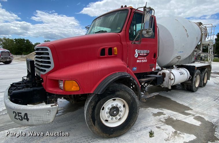 image for item HA9500 2003 Sterling L-Line  ready mix truck