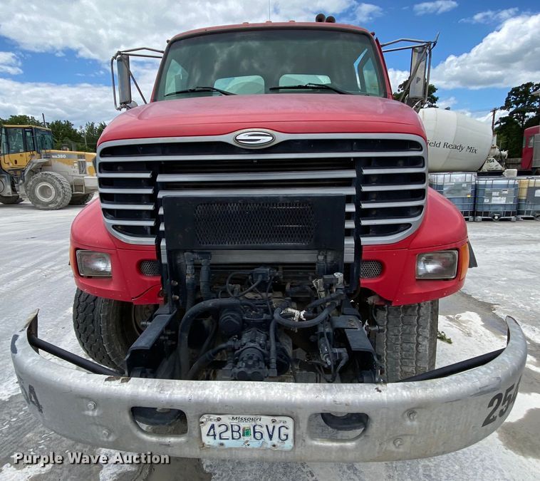 image for item HA9500 2003 Sterling L-Line  ready mix truck
