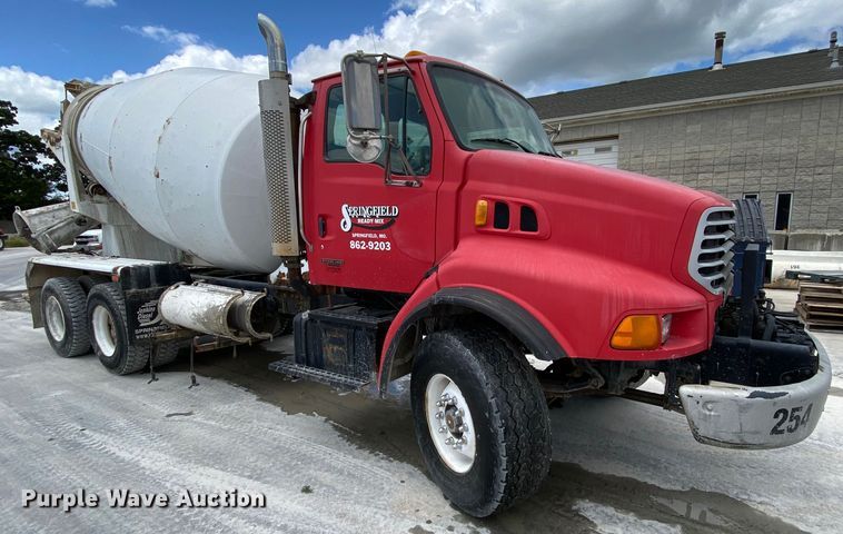 image for item HA9500 2003 Sterling L-Line  ready mix truck