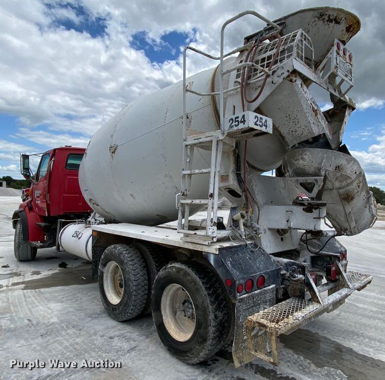 image for item HA9500 2003 Sterling L-Line  ready mix truck