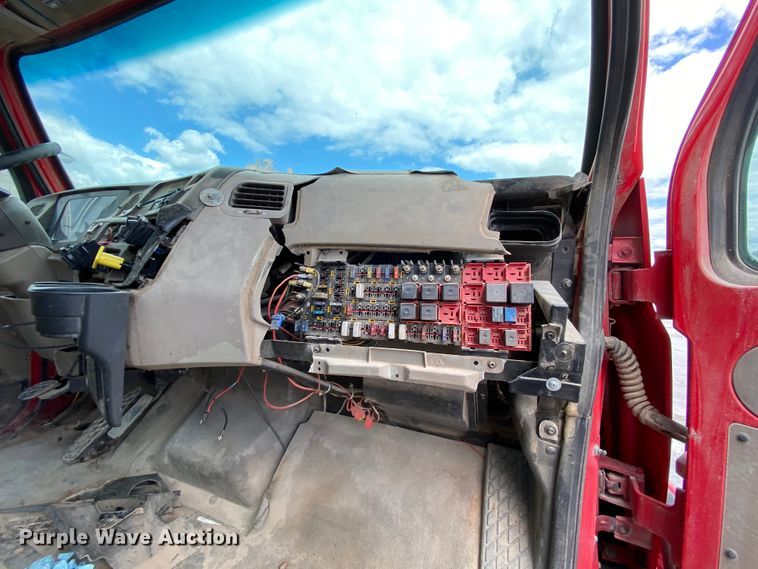 image for item HA9500 2003 Sterling L-Line  ready mix truck