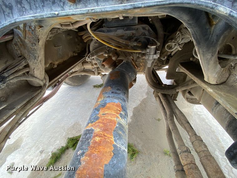 image for item HA9500 2003 Sterling L-Line  ready mix truck