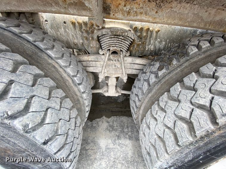 image for item HA9500 2003 Sterling L-Line  ready mix truck