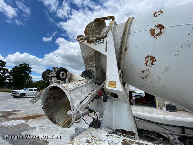 image for item HA9500 2003 Sterling L-Line  ready mix truck