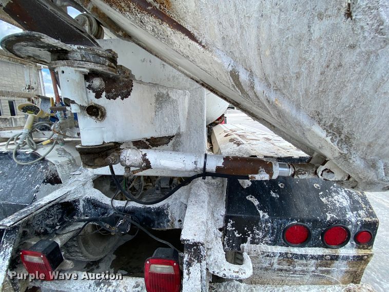 image for item HA9500 2003 Sterling L-Line  ready mix truck