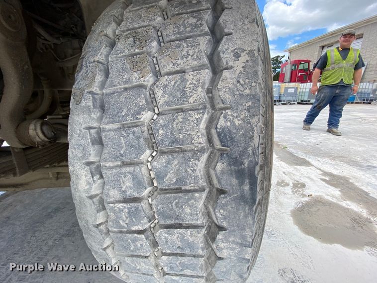 image for item HA9500 2003 Sterling L-Line  ready mix truck