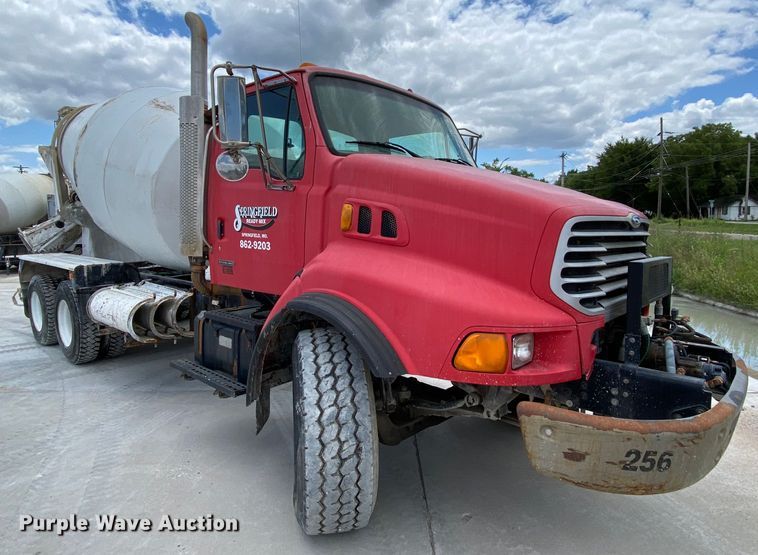 image for item HA9501 2003 Sterling L-Line  ready mix truck