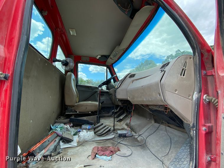 image for item HA9501 2003 Sterling L-Line  ready mix truck