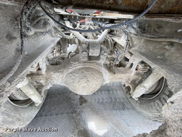 image for item HA9501 2003 Sterling L-Line  ready mix truck