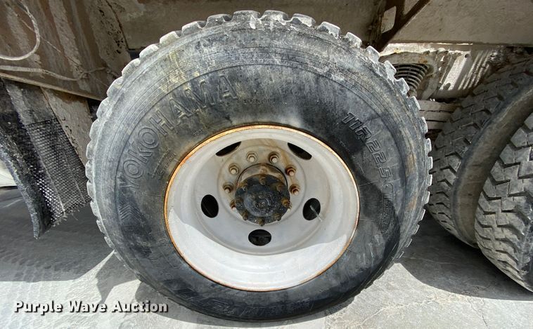 image for item HA9501 2003 Sterling L-Line  ready mix truck