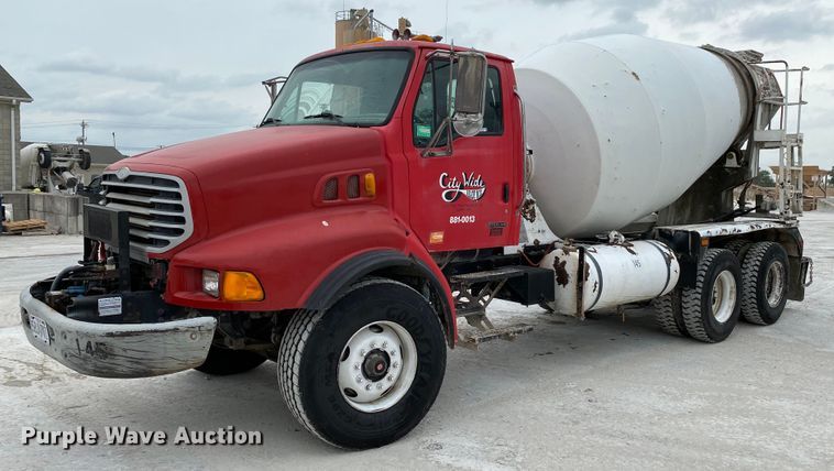 image for item HG9087 2003 Sterling L-Line  ready mix truck