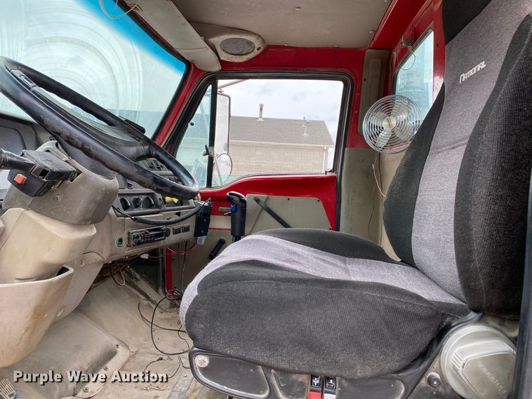 image for item HG9087 2003 Sterling L-Line  ready mix truck