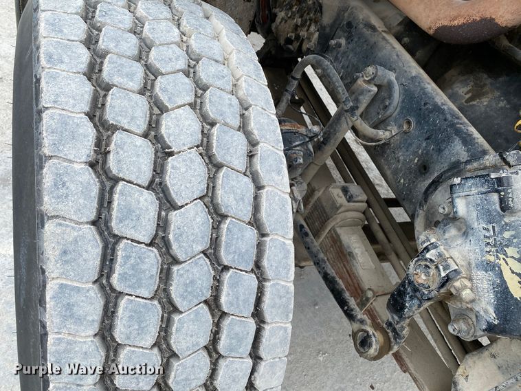 image for item HG9087 2003 Sterling L-Line  ready mix truck