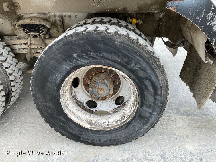 image for item HG9087 2003 Sterling L-Line  ready mix truck