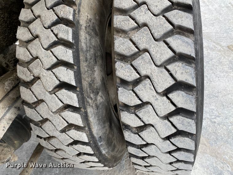 image for item HG9087 2003 Sterling L-Line  ready mix truck