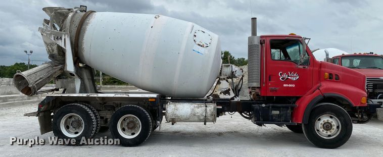 image for item HG9088 2003 Sterling L-Line  ready mix truck