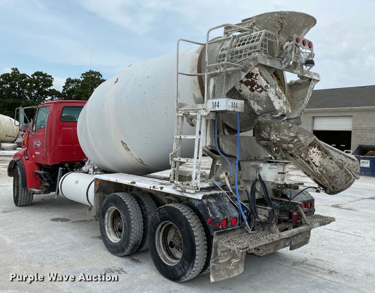 image for item HG9088 2003 Sterling L-Line  ready mix truck