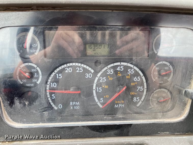 image for item HG9088 2003 Sterling L-Line  ready mix truck