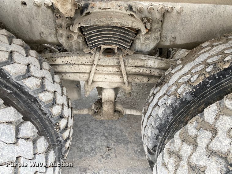 image for item HG9088 2003 Sterling L-Line  ready mix truck