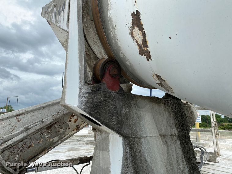 image for item HG9088 2003 Sterling L-Line  ready mix truck