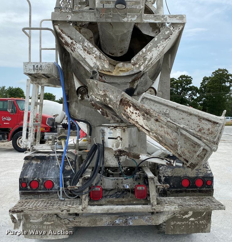 image for item HG9088 2003 Sterling L-Line  ready mix truck