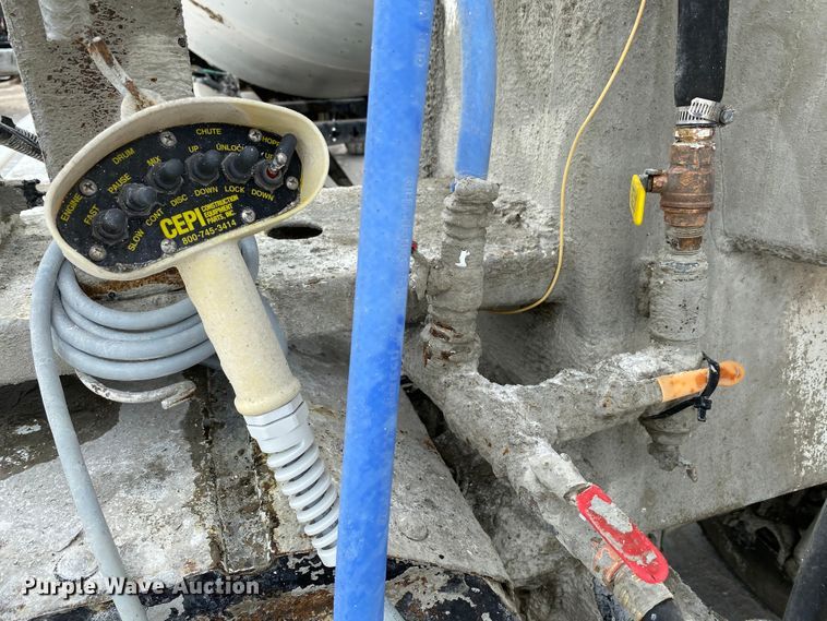 image for item HG9088 2003 Sterling L-Line  ready mix truck