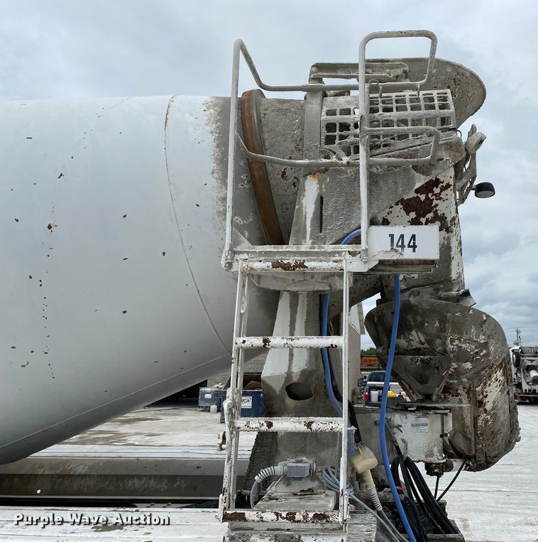 image for item HG9088 2003 Sterling L-Line  ready mix truck