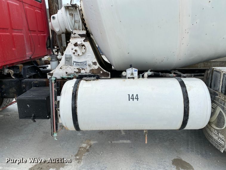 image for item HG9088 2003 Sterling L-Line  ready mix truck