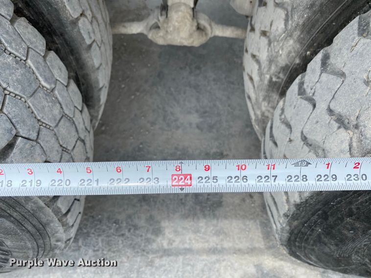 image for item HG9088 2003 Sterling L-Line  ready mix truck