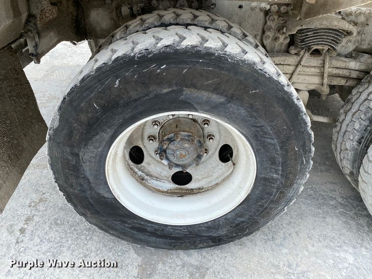 image for item HG9088 2003 Sterling L-Line  ready mix truck