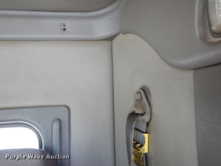 image for item HG9112 2012 Kenworth T800 semi truck