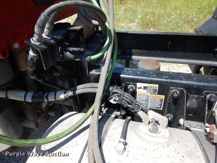 image for item HG9113 2015 Kenworth T680  semi truck